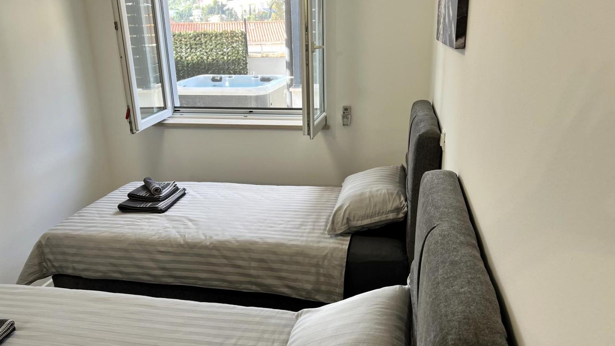 Dolores With Terrace & Jacuzzi Apartment Dubrovnik