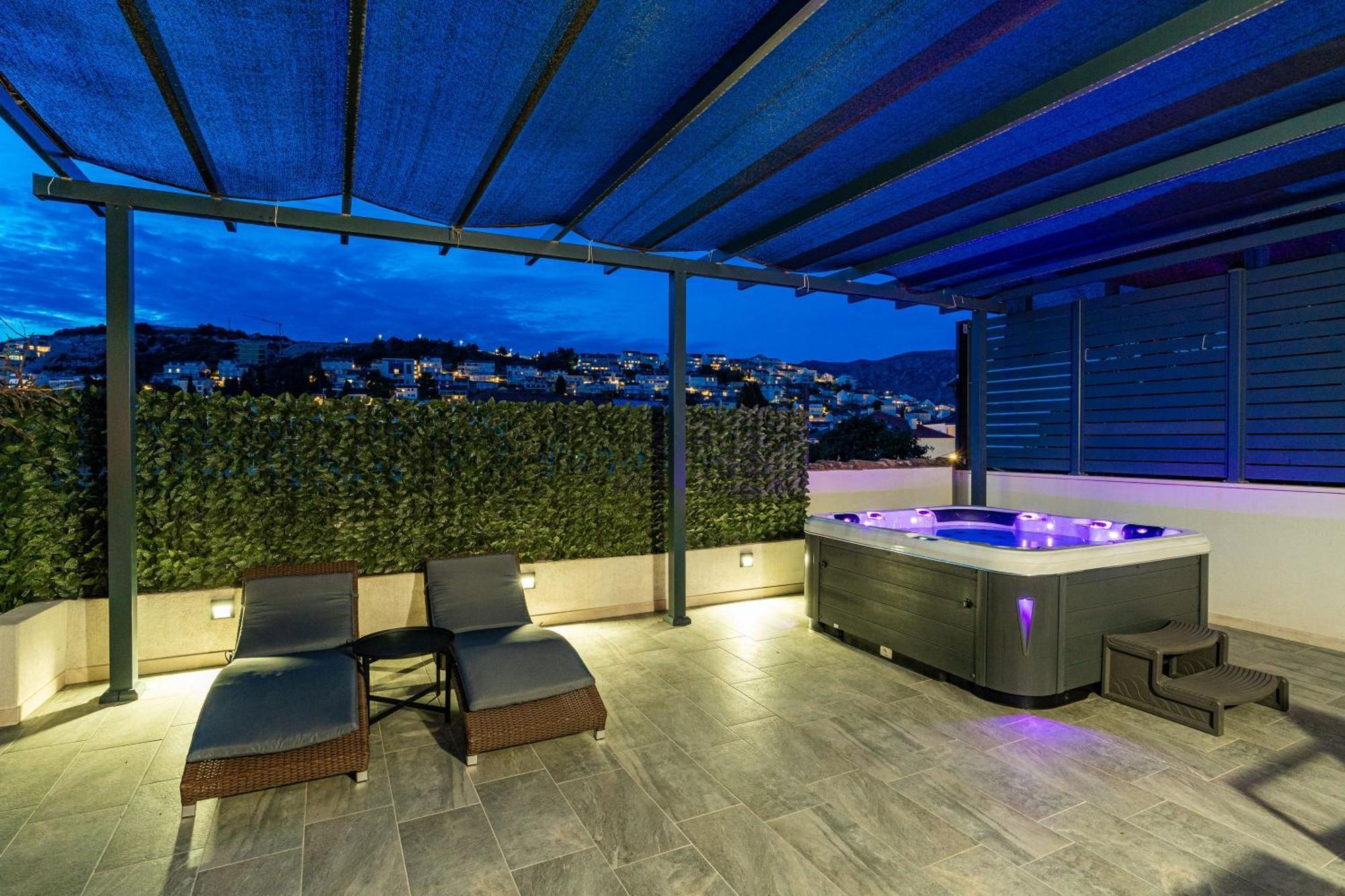 Apartment Dolores With Terrace & Jacuzzi